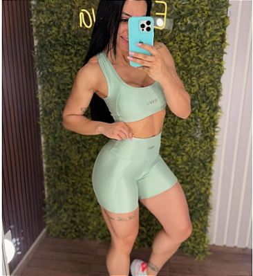 Shorts Tradicional Viva Fit Glossy Esmeralda - P/M/G