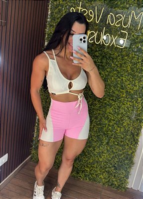 Conjunto Curto Tradicional Canelado Rosa/Off -Tamanho único 38 a 42+