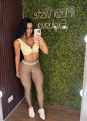 Conjunto Empina Glossy Doce de Leite -Tamanho único 38 a 42