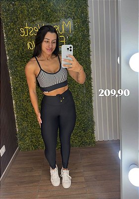 Conjunto Semi Empina Lines Preto/Branco- Tamanho único 38 a 42+