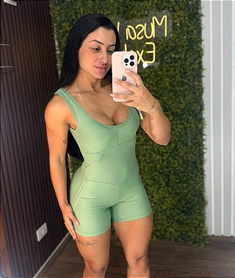 Macaquinho Semi Empina Verde- Tamanho único - 38 ao 42