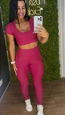 Conjunto Tradicional Canelado Bordô - Tamanho único 38 a 42