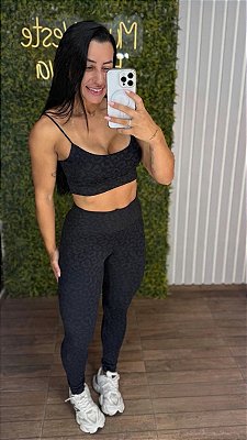 Conjunto Tradicional Jacquard Coat Preto -P/M/G