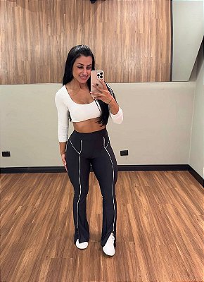 Legging Tradicional Lines Flare Preta - Tamanho único 38 a 42