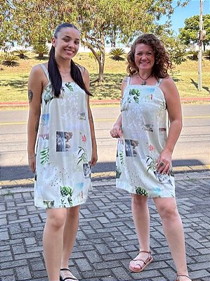 VESTIDO CURTO ESTAMPA ALBUM
