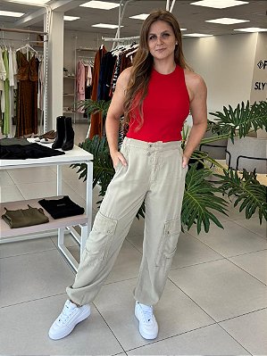 CALÇA CARGO EM LIOCEL