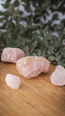 Quartzo Rosa - Bruto - Amor incondicional
