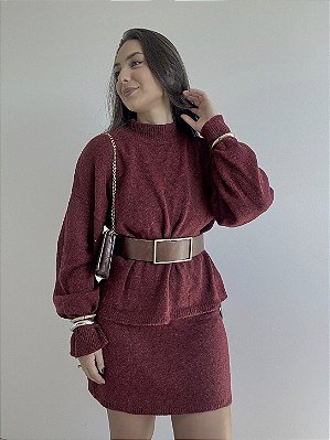 CONJUNTO DE SAIA E BLUSA MAVIE