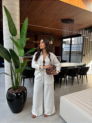 CONJUNTO DE CALÇA E CAMISA AGATA