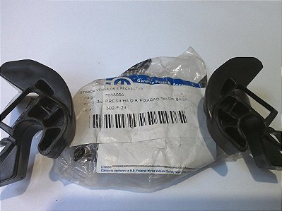 Presilhas Suporte Tampa Bagagito Porta Malas Fiat Punto Par 7088005 7088006