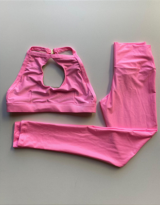 Conjunto Invincible Rosa