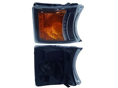 Lanterna Seta com Máscara Negra Lado Direito ou Esquerdo com Luz para Scania Série 5 Revolution - 2442638