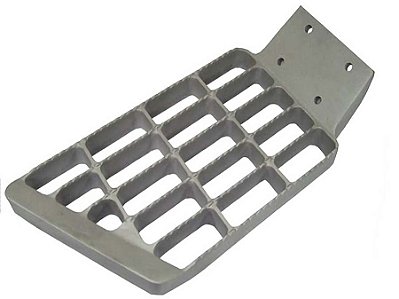 Estribo de Alumínio Lado Esquerdo com 4 Furos para Volks Médios e Pesados após 2001 Delivery - 2RG801173