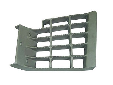 Estribo em Alumínio Lado Direito 3 Furos para Volks Médios e Pesados 1994 a 2000 - TAC801174