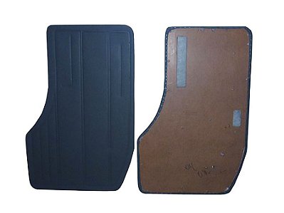 Kit Forro de Porta Vinil Cinza Lado Direito ou Esquerdo Par - Volks 7110/7120/7100/8120/8150 - T00867016B