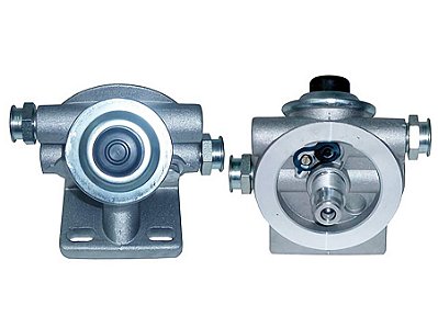 Cabeçote para Filtro de Combustível com Rosca 1'X14Uns-2B para Caminhões Volks 2000/8150/9150/13170/15170/13180/1 - 2R0201581B