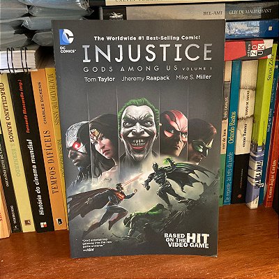 HQ: Injustice, de Taylor, Raapack & Miller - Vols. 1 & 2 - Em inglês - Usado