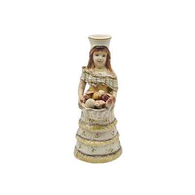 Porta vela de mulher com cesto de Cogumelos