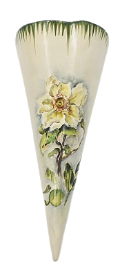 Cone M de parede com desenho de rosa mosqueta