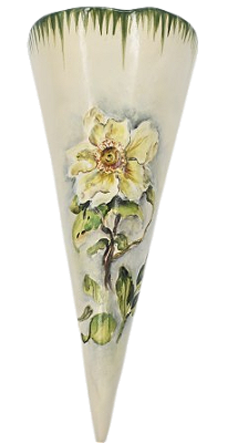 Cone M de parede com desenho de rosa mosqueta