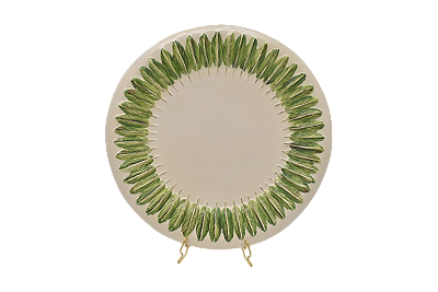 Sousplat com penas verdes em relevo na borda
