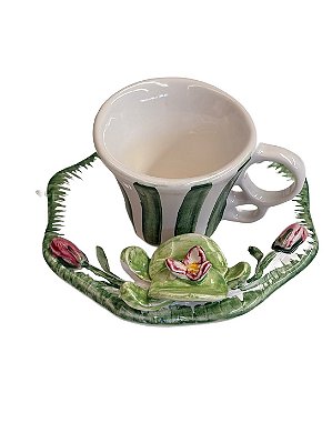XÍCARA DE CAFÉ DE ORQUÍDEAS