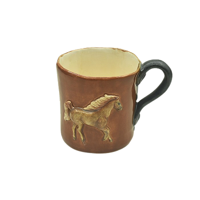 CANECA ESTILO ANTIGA COM APLICAÇÃO CAVALO