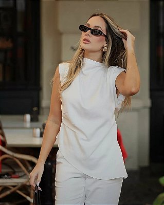 BLUSA DE ALFAIATARIA KARMANI DE VISCOSE BARRA ASSIMETRICA