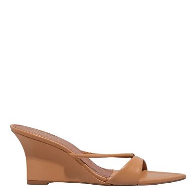 MULE COURO SANTA LOLLA  PELICA SOFT CARAMELO SALTO ANABELA BICO FINO