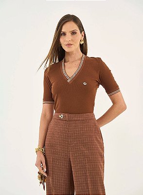 BLUSA COLCCI SLIM CANELADA COM GOLA V