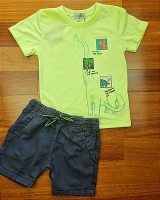 Conjunto de Camiseta Verde em Meia Malha e Bermuda em Sarja Pita LucBoo