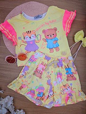 Conjunto de Cropped e Shorts em Malha Power Amarelo Kukiê