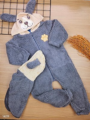 Macacão em Pelinhos Doguinho Acompanha Roupa pra Cachorro Divertto