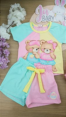 Conjunto de Pijama de Blusa e Shorts em Meia Malha Kukiê Infantil Menina