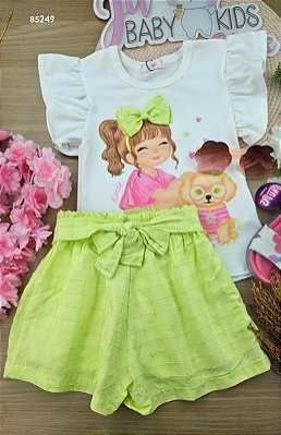 Conjunto de Blusa em Cotton e Shorts em Tricoline Bordado Kukiê Infantil Menina