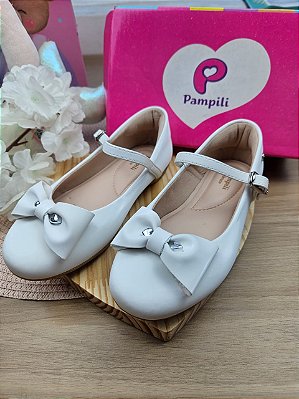 Sapatilha Infantil Pampili Bailarina Laço e Corações Metálicos Branco