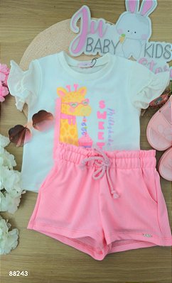 Conjunto de Blusa em Meia Malha e Shorts em Malha Mini Textura Kukiê Infantil Menina