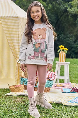 Conjunto de Blusão Over em Moletom Linho com Pelúcia e Calça Legging em Canelado Comfy Kukiê Infantil Menina