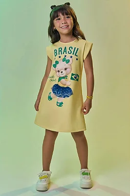Vestido em Fly Tech Conforto Para Os Dias de Jogo. Ursinha Torcedora com Saia de Tule e Muito Brilho Para Viver O Clima Da Copa com a Infanti. Infanti Infantil Menina