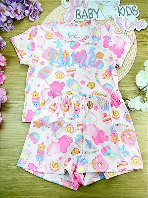 Conjunto de Pijama de Blusa e Malha Fresh e Shorts em Malha Fresh Kukiê