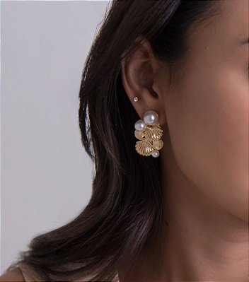 Brinco Concha Pérolas Banho Ouro 18k