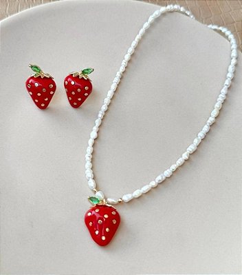 Conjunto Brinco e Colar Morango Banhado Ouro18k