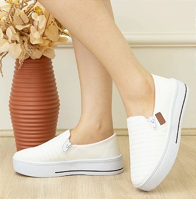 Tênis Slip On Branco - Praticidade e Conforto 🤍🤍🤍