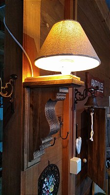 Arandela mão francesa ;)