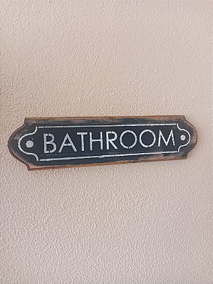 Placa Bathroom - Preta