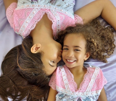 Camisola infantil  Delicada Rendada