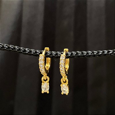 ARGOLA CRAVEJADA COM GOTA