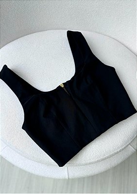 Cropped Flavia