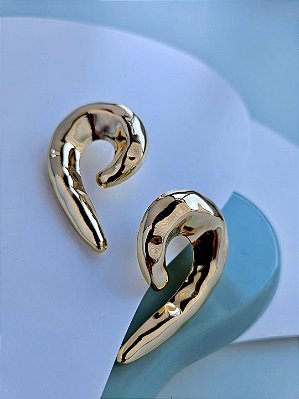 BRINCO DOURADO 9 ORGÂNICO MARTELADO