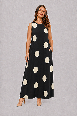 Vestido linha resort em viscose estampa poa com bolso lateral sem manga
